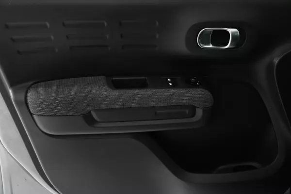 Citroën C3 Aircross 1.2 PureTech Feel 17