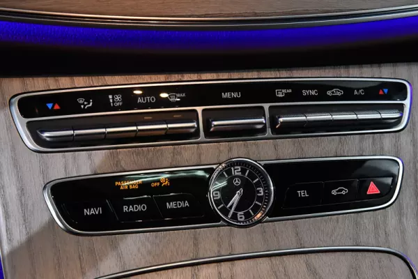 Mercedes-Benz CLS 350 23