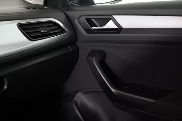 Volkswagen T-Roc 1.5 TSI Life DSG 25