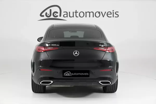 Mercedes-Benz GLC 300 8