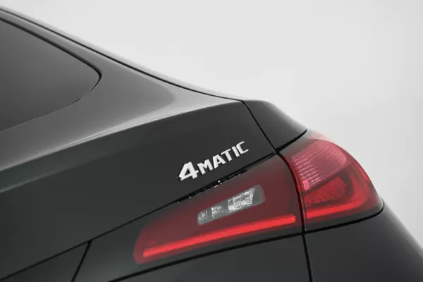 Mercedes-Benz GLC 300 10