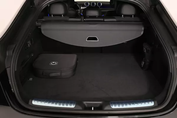 Mercedes-Benz GLC 300 11