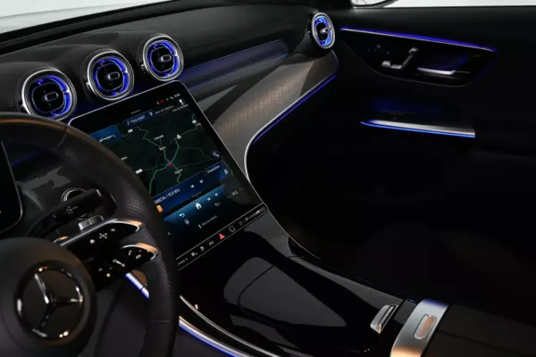 Mercedes-Benz GLC 300 28