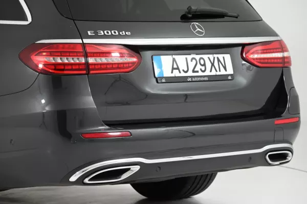 Mercedes-Benz E 300 de Avantgarde 10