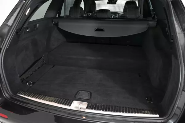 Mercedes-Benz E 300 de Avantgarde 12