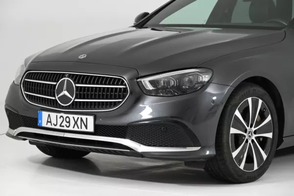 Mercedes-Benz E 300 de Avantgarde 13