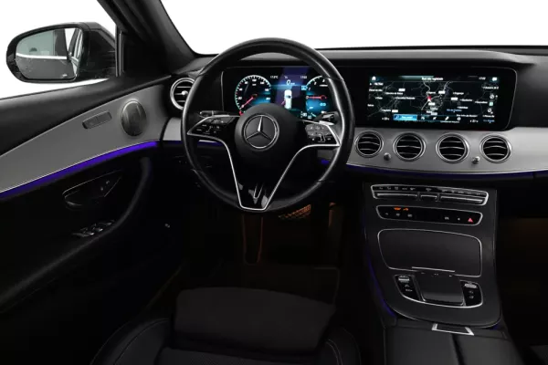 Mercedes-Benz E 300 de Avantgarde 16