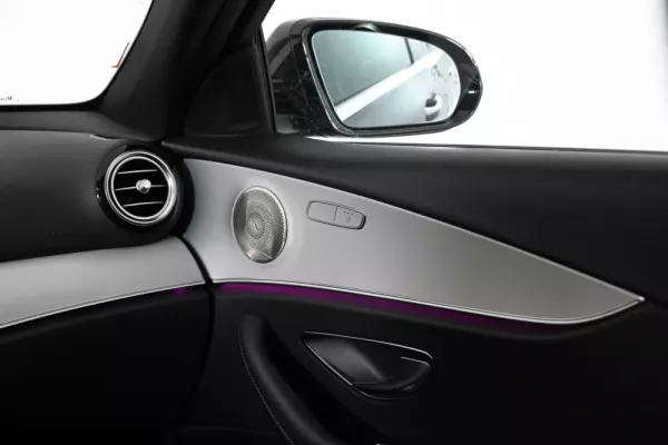 Mercedes-Benz E 300 de Avantgarde 28