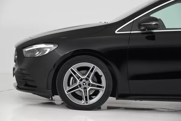 Mercedes-Benz B 200 AMG Line Aut. 10