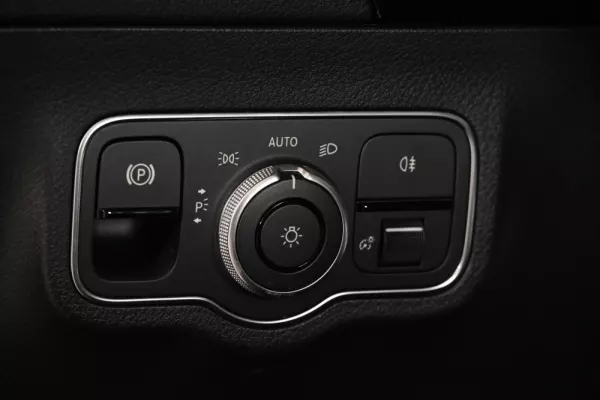 Mercedes-Benz B 200 AMG Line Aut. 20