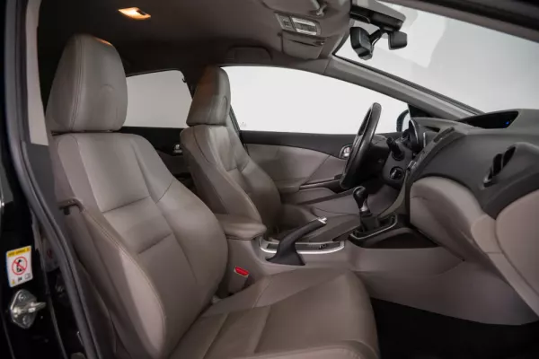 Honda Civic 1.6 i-DTEC Lifestyle 29