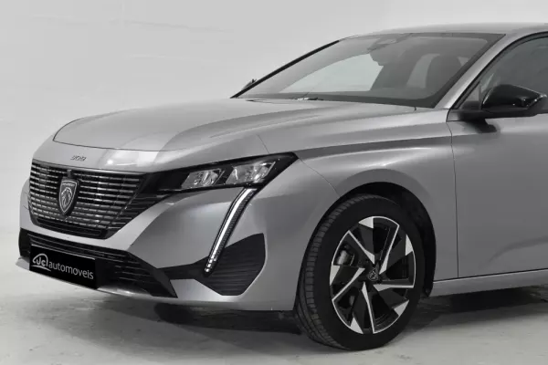 Peugeot 308 1.2 PureTech Allure Pack 8