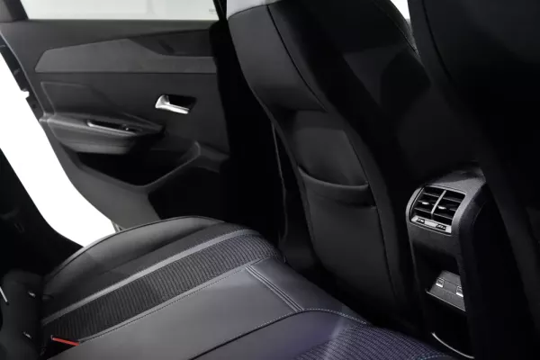 Peugeot 308 1.2 PureTech Allure Pack 11