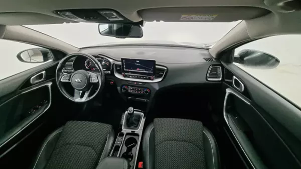 Kia XCeed 1.6 CRDi MHEV Tech 17