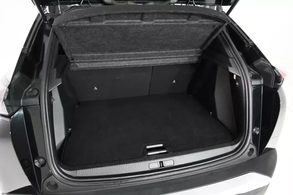 Peugeot 2008 1.2 PureTech Allure Pack EAT8 14