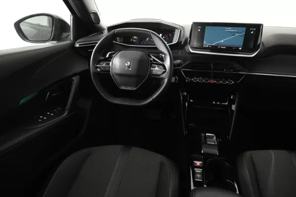 Peugeot 2008 1.2 PureTech Allure Pack EAT8 16