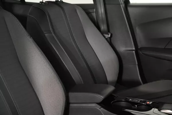 Peugeot 2008 1.2 PureTech Allure Pack EAT8 25