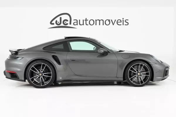 Porsche 911 (992) Turbo S PDK 6