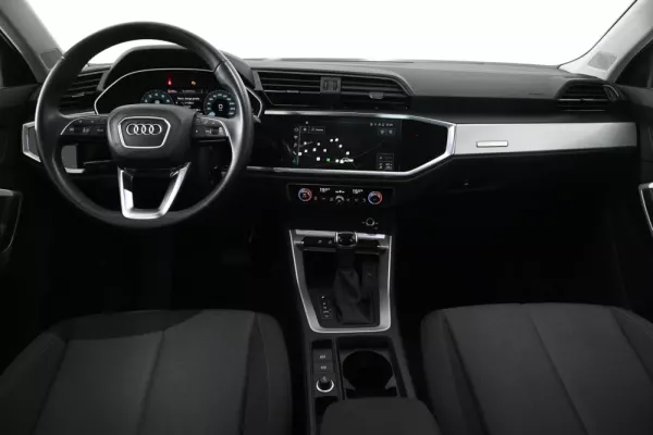 Audi Q3 35 TFSI S tronic 3