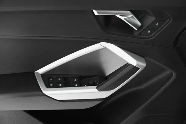 Audi Q3 35 TFSI S tronic 17