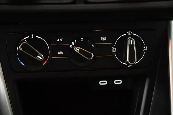 Volkswagen Polo 1.0 TSI Life 23