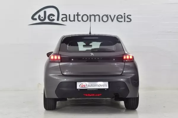 Peugeot 208 1.2 PureTech Active 8