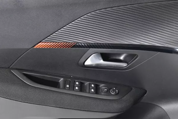 Peugeot 208 1.2 PureTech Active 19