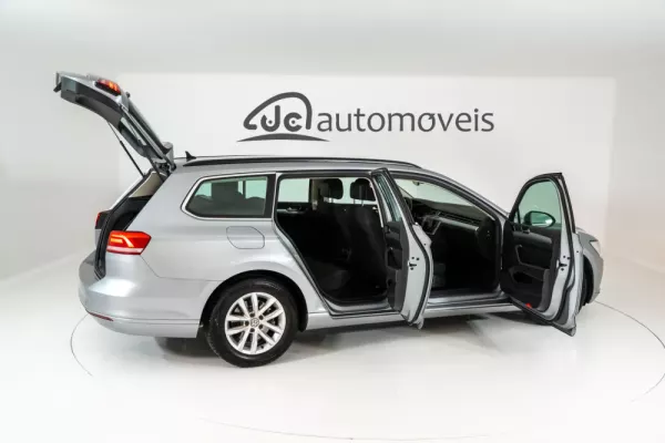 Volkswagen Passat Variant 2.0 TDi Confortline DSG 6
