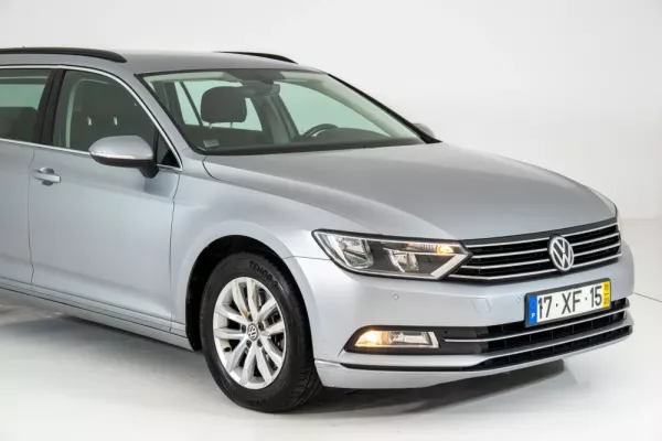 Volkswagen Passat Variant 2.0 TDi Confortline DSG 10