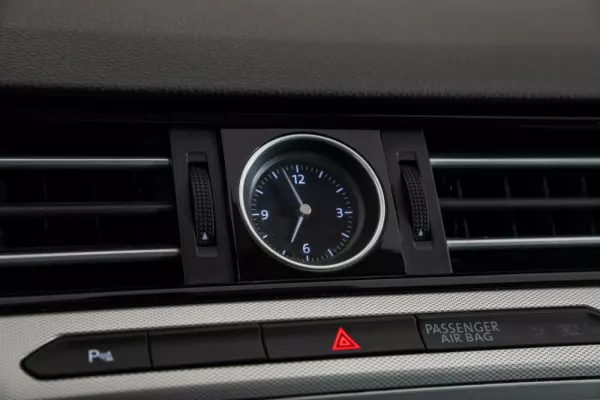 Volkswagen Passat Variant 2.0 TDi Confortline DSG 24