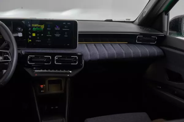 Renault 5 E-Tech 52 kWh Techno Autonomia Conforto 23