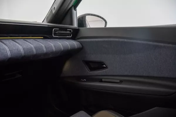 Renault 5 E-Tech 52 kWh Techno Autonomia Conforto 30