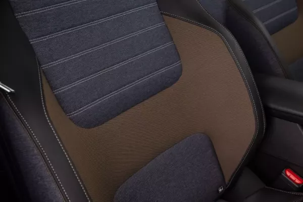 Renault 5 E-Tech 52 kWh Techno Autonomia Conforto 39