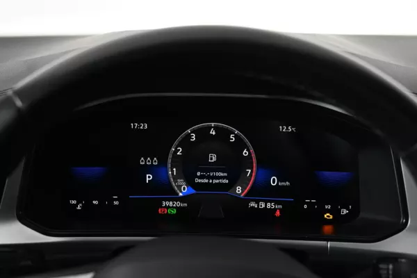 Volkswagen T-Roc 1.5 TSI Life DSG 4