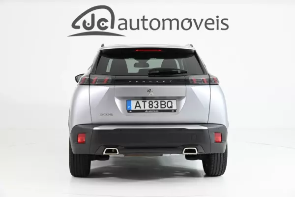Peugeot 2008 1.2 PureTech Allure Pack 7