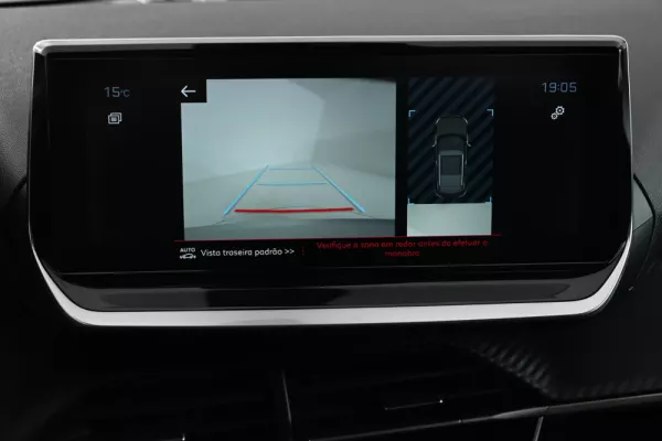 Peugeot 2008 1.2 PureTech Allure Pack 18