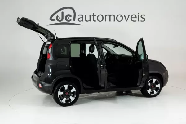 Fiat Panda 1.0 Hybrid City Cross 6