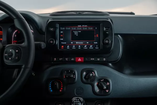 Fiat Panda 1.0 Hybrid City Cross 18