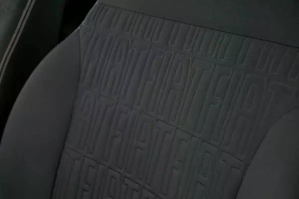 Fiat Panda 1.0 Hybrid City Cross 24