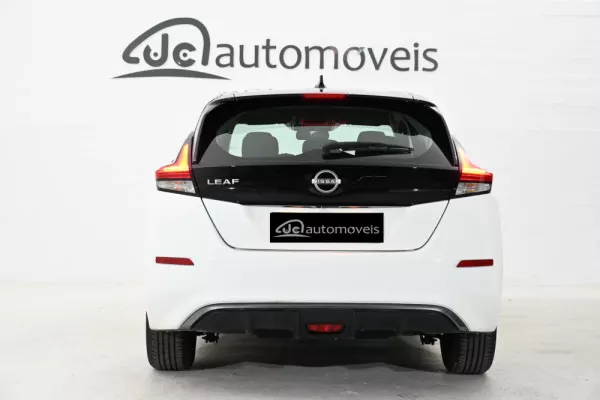 Nissan Leaf Acenta 8