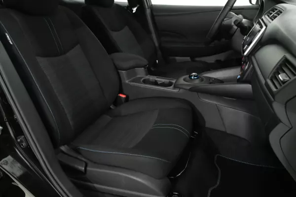 Nissan Leaf Acenta 15
