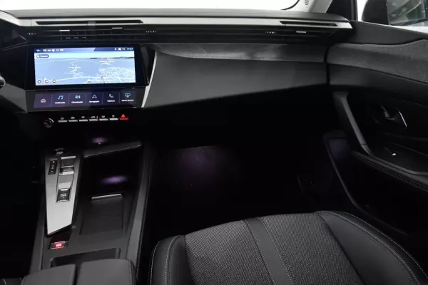 Peugeot 308 SW 1.2 PureTech Allure Pack EAT8 21