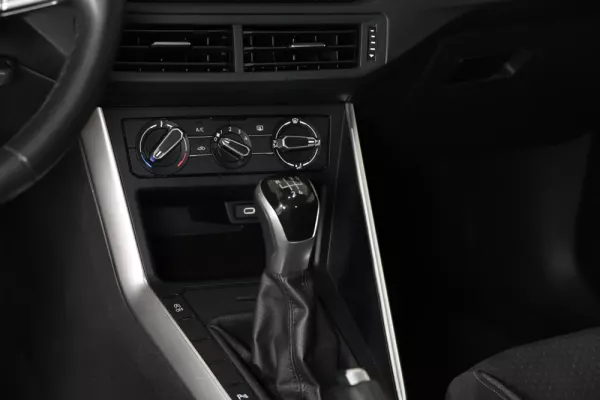 Volkswagen Taigo 1.0 TSI Urban 15