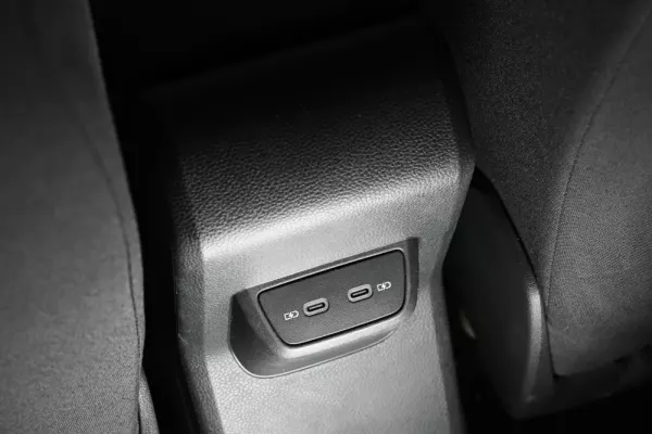 Volkswagen Taigo 1.0 TSI Urban 24