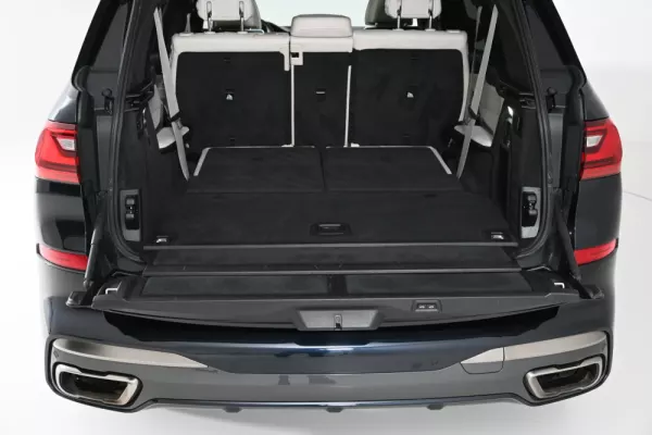 BMW X7 M50i 13