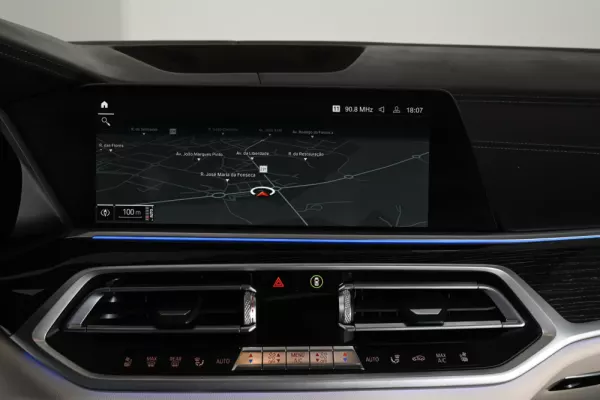 BMW X7 M50i 30