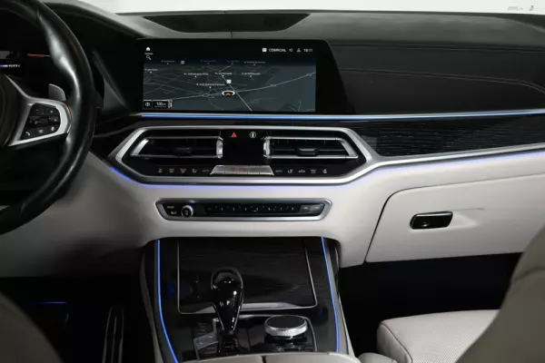 BMW X7 M50i 34
