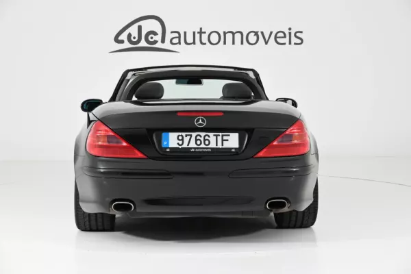 Mercedes-Benz SL 500 Standard 9