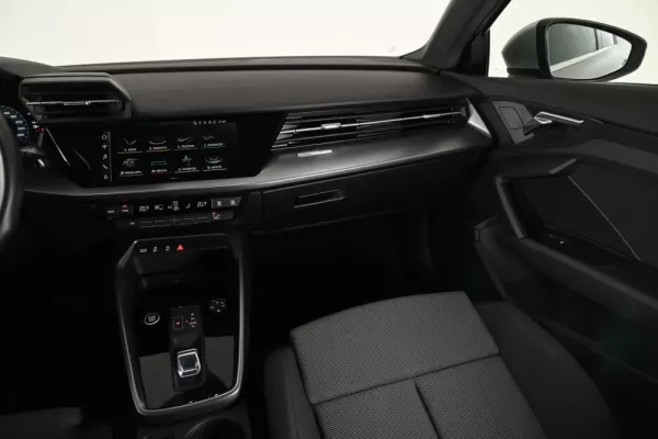 Audi A3 Sportback 30 TFSI Advanced S tronic 18