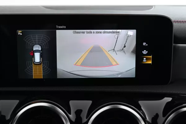 Mercedes-Benz CLA 200 d Shooting Brake AMG Line Aut. 19